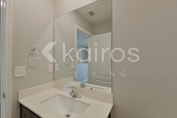 30098 Fedora Cir — Photo 23