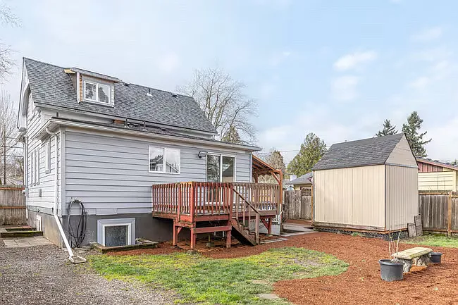 1144 SE 85th Ave — Photo 3