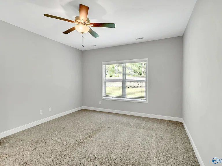 147 Ivy Vine Dr — Photo 31