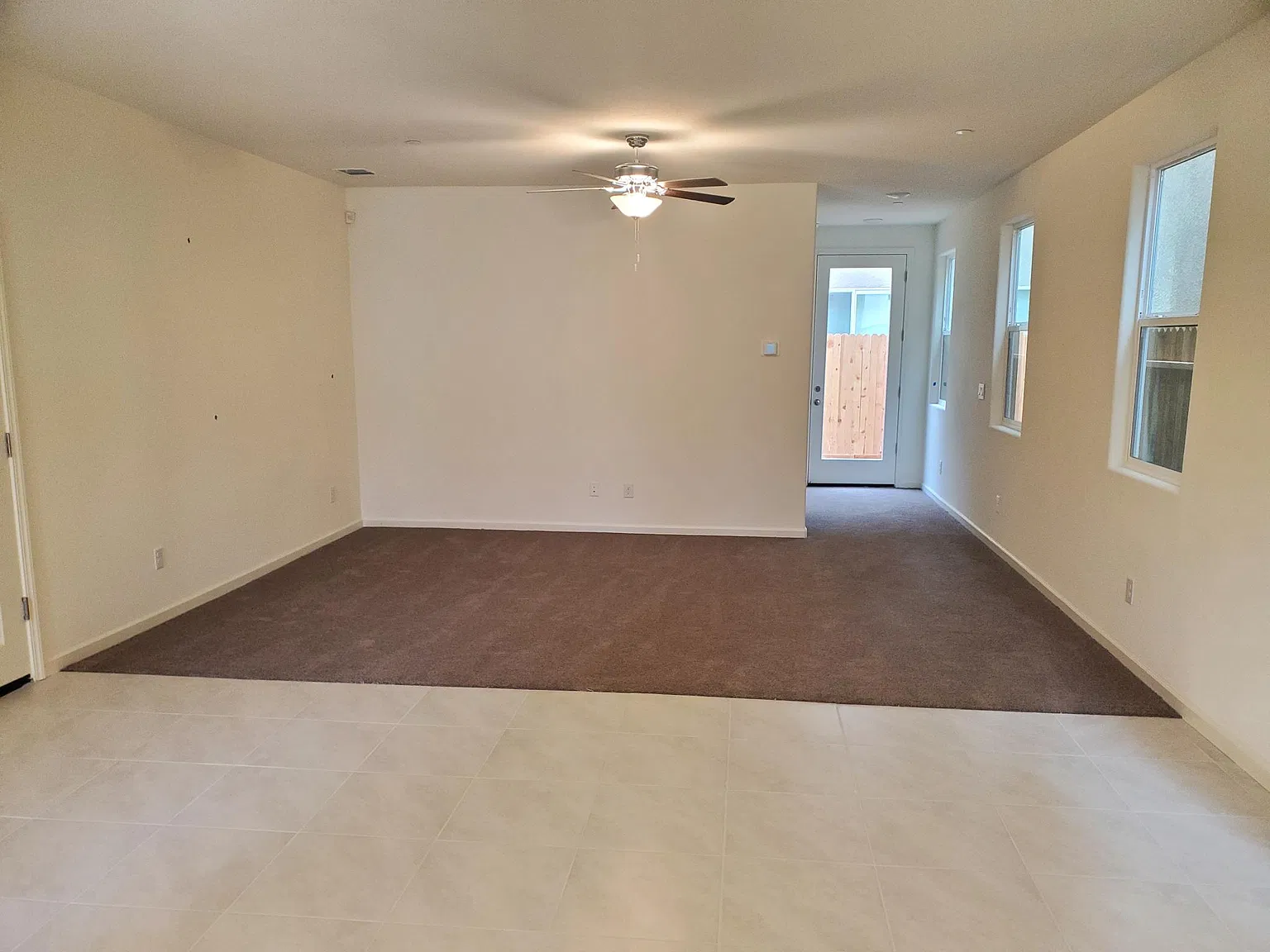 5 bed, 2.5 bath, 1863 sqft, $2,300 — Photo 2