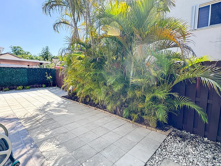 15044 SW 142nd Ter — Photo 13