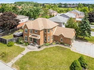 142 Livingstone St W, Barrie, ON L4N 7J5