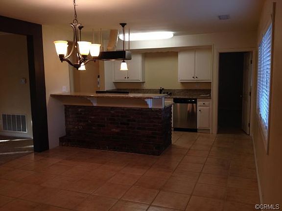 5th image of 11154 Cypress Ave