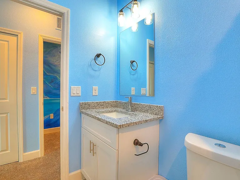 468 Lake Shore Pkwy — Photo 36