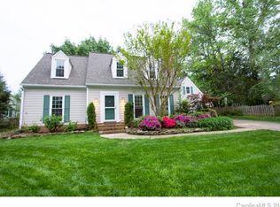 9014 Gamesford Dr, Charlotte, NC 28277
