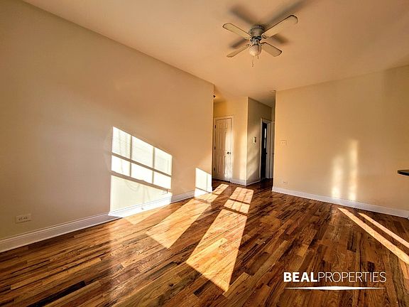 4th image of 630.5 W Cornelia Ave #N1