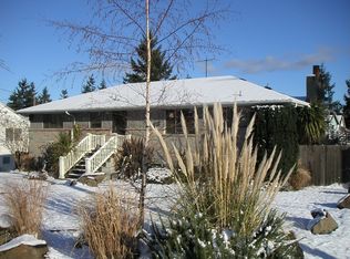 8820 Corliss Ave N, Seattle, WA 98103