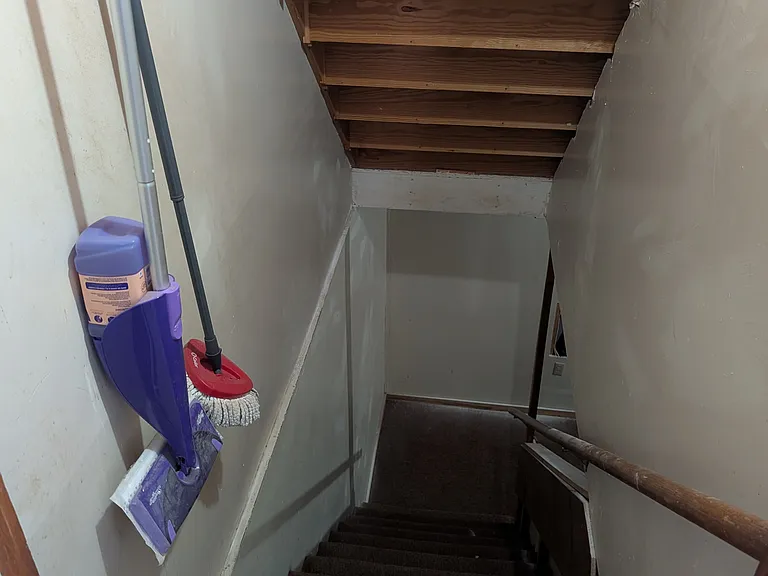 32 Chalmers St — Photo 24