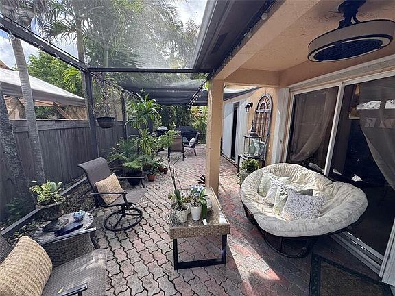 3rd image of 11860 NW 13th St