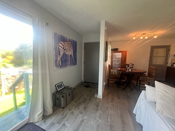 Living Room looking into breakfast nook