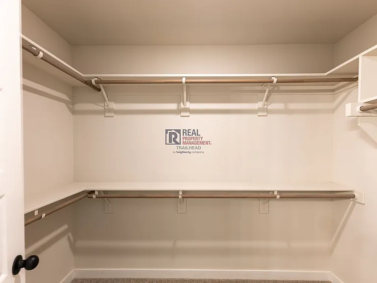 124 Mesa Dr — Photo 15