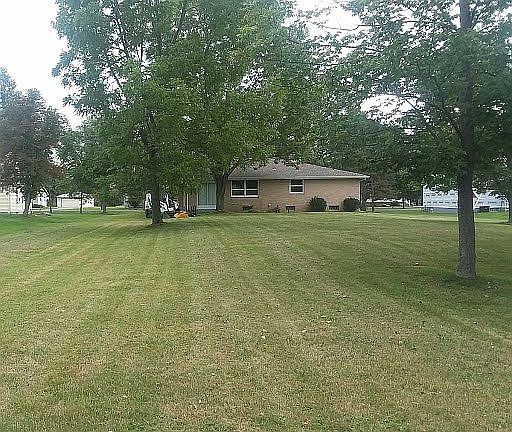 Back view of yard/house
