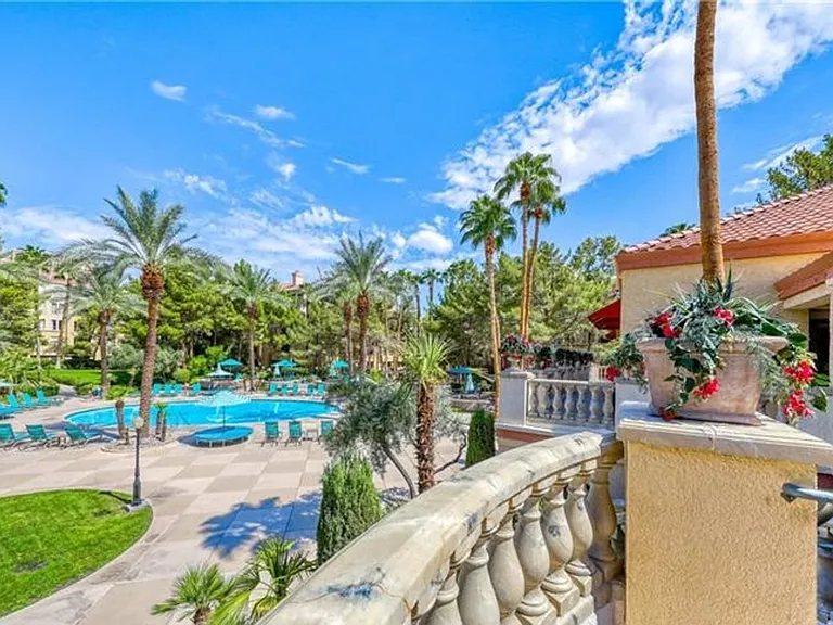 260 E Flamingo Rd #203 — Photo 37