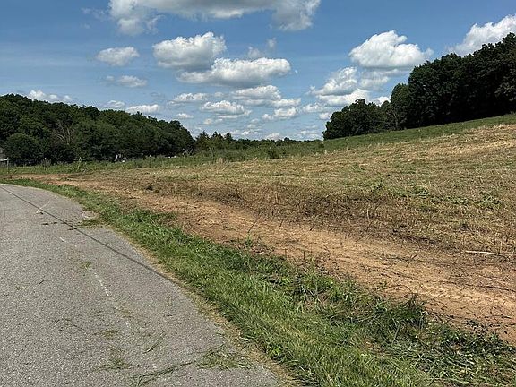 2nd image of 394AC Anderson Rd
