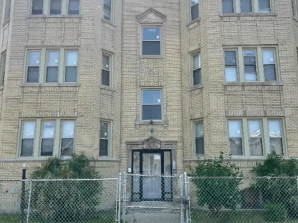 6904 S Wabash Ave APT 3, Chicago, IL 60637