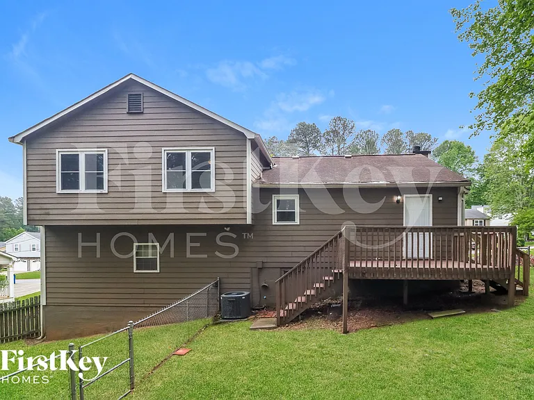 1055 Coker Cir NW — Photo 14