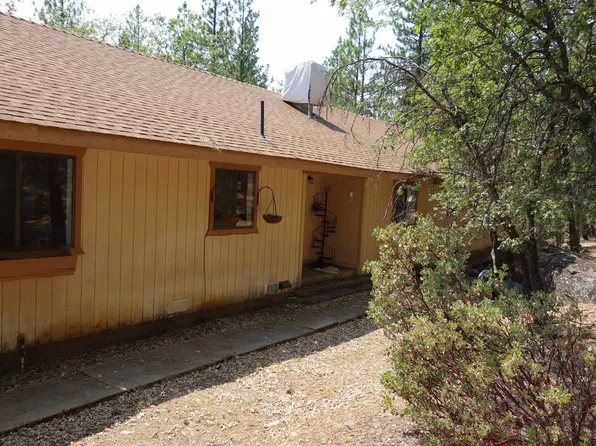 555 Hillside Dr, Quincy, CA 95971