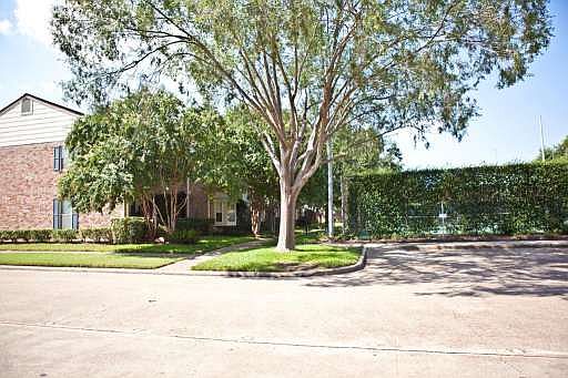 3rd image of 14430 Misty Meadow Ln