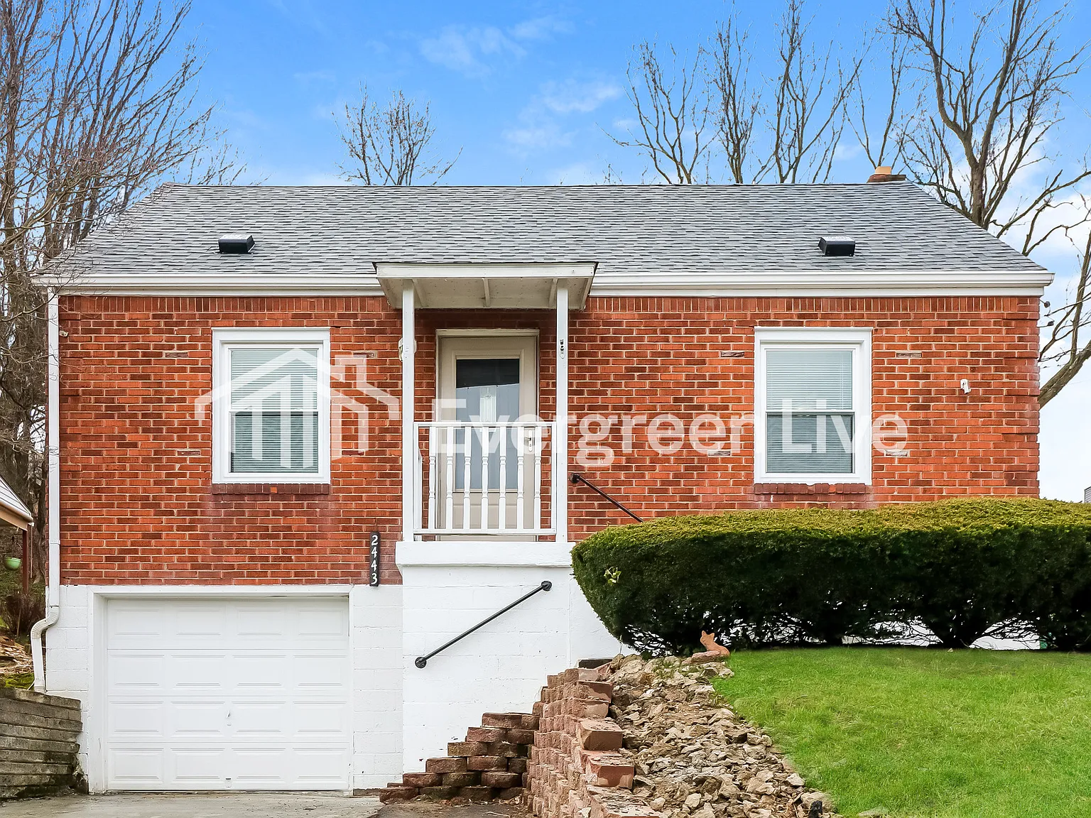 3 bed, 2.0 bath, 1163 sqft, $1,695 — Photo 1