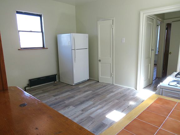5th image of 223 Rogers Ave #2