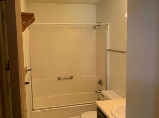 622 Orchard Ct APT A, Iowa City, IA 52246
