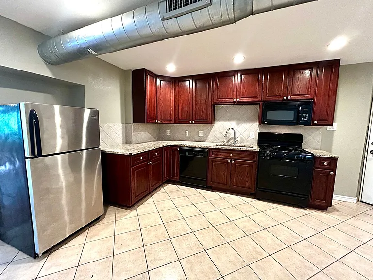 3305 Clawson Rd #C — Photo 9