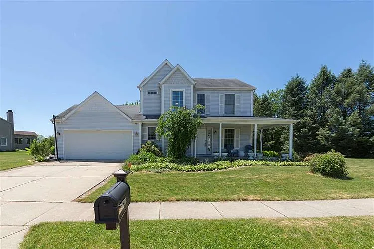 50613 S Wolfe Bridge Dr photo 1