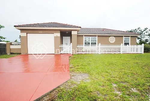 1582 Wyoming Dr SE Photo 1