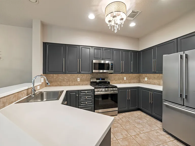 21 Stone Creek Pl #21 — Photo 5