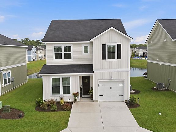 3rd image of 170 Cypress Ln.