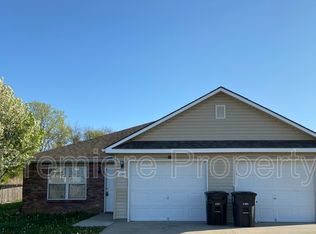 1208 Fall Meadow Ln, Belton, MO 64012