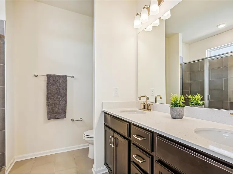 847 Parc Townes Dr #B — Photo 12