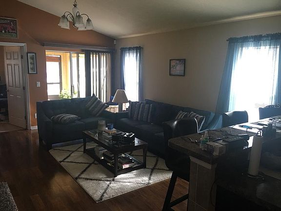 3rd image of 150 Victory Ave