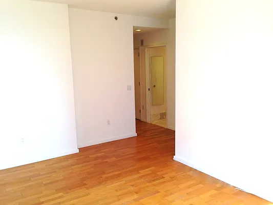 Sold by Nest Seekers International | media 13
