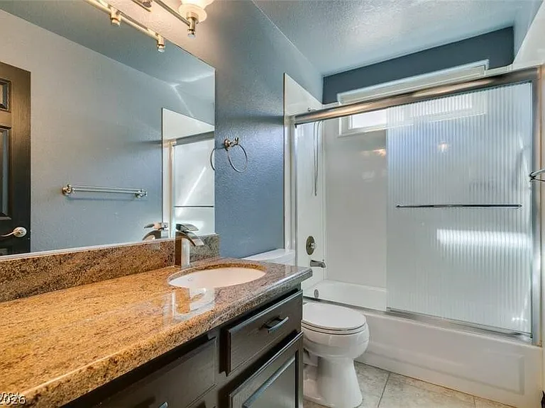 240 Honeywood St — Photo 18