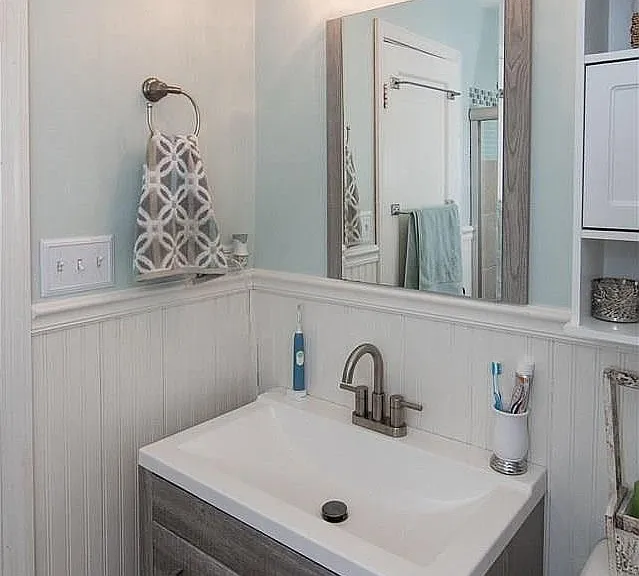 805 Acton Ave — Photo 8