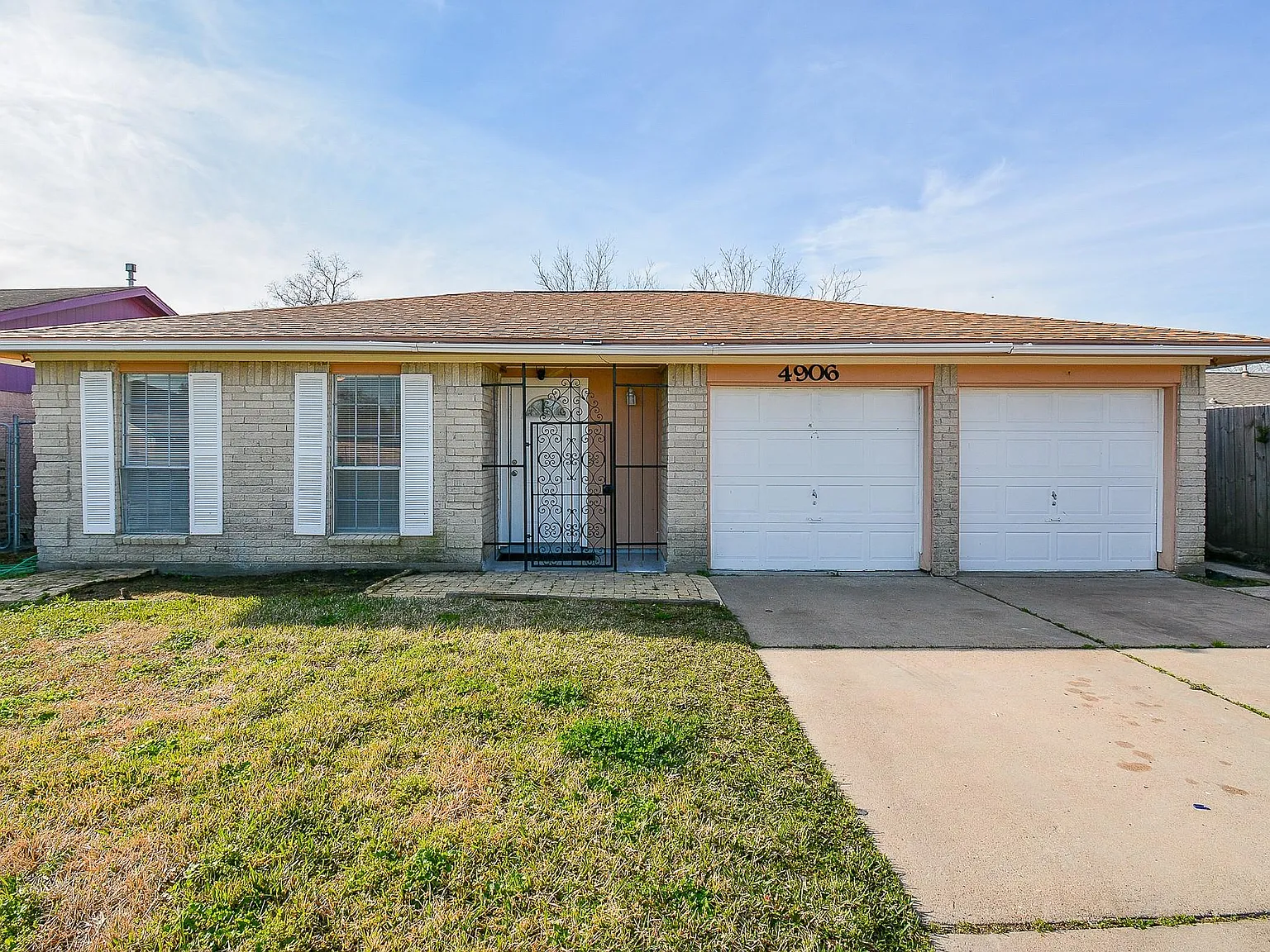3 bed, 2.0 bath, 1405 sqft, $1,650 — Photo 1