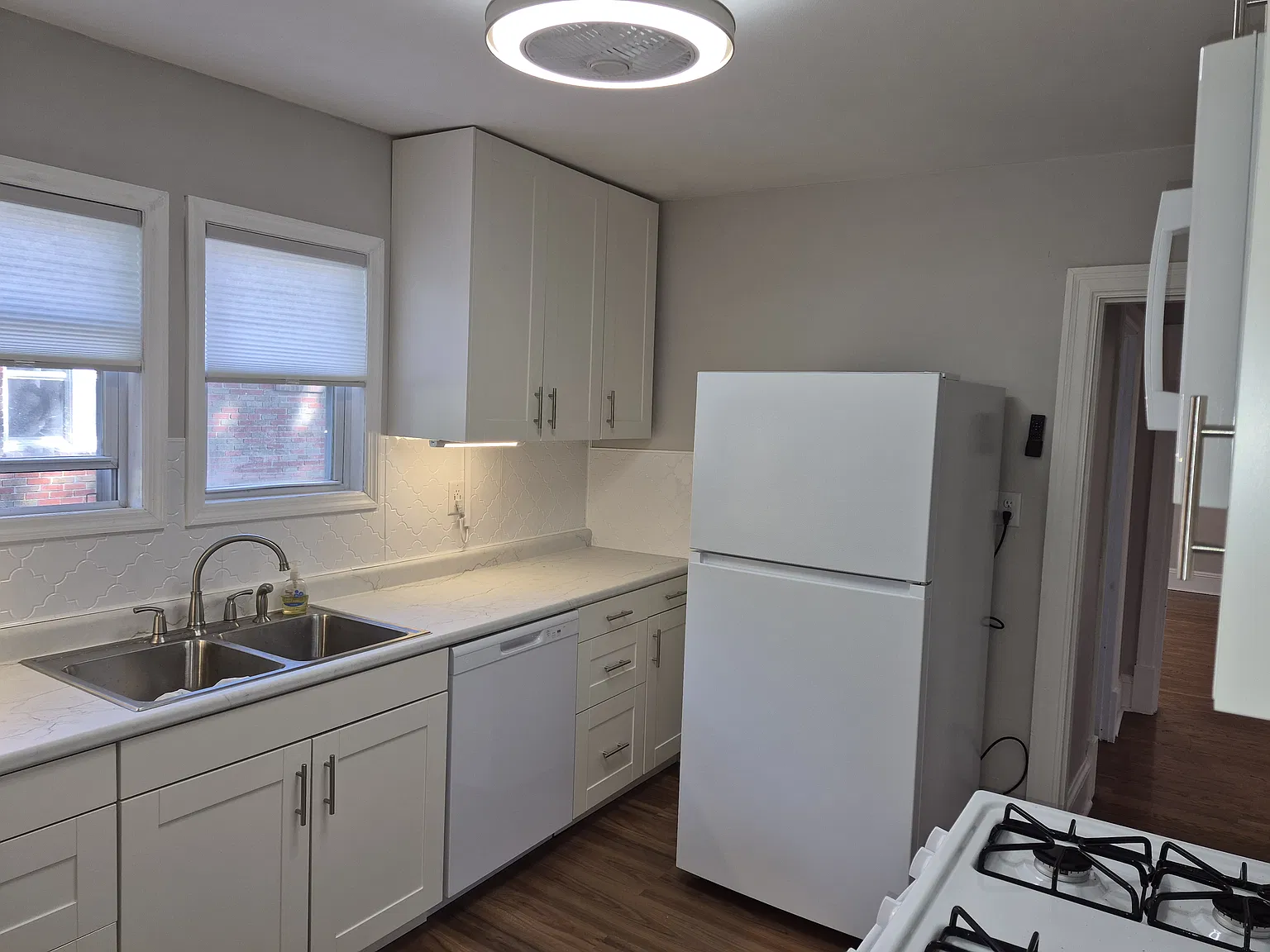 3 bed, 1134 sqft, $1,325 — Photo 3