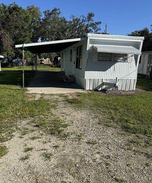 1st image of 2321 Yeats St