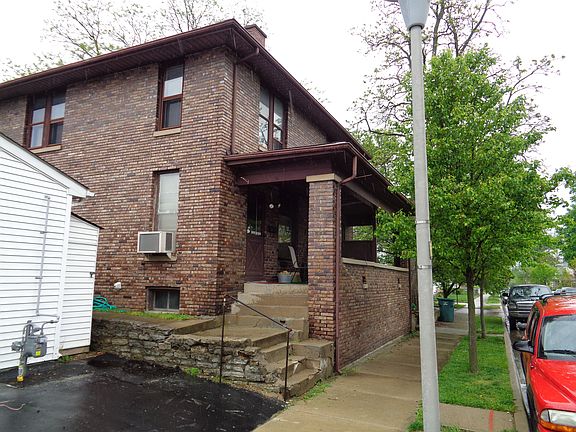 3rd image of 10 N 18th St