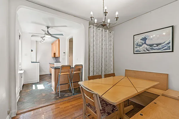 Sold by LG Fairmont Group | media 4