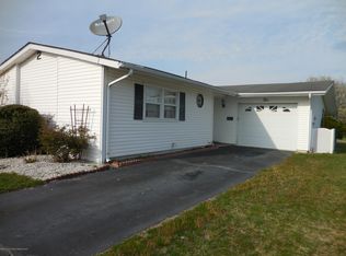 2 Spenser Ct, Brick, NJ 08724