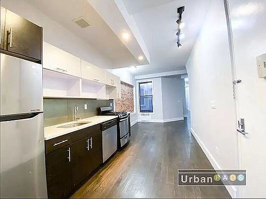 1st image of 154 Rogers Ave