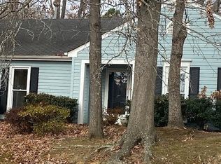 7513 Pirates Cove Ct, Charlotte, NC 28227