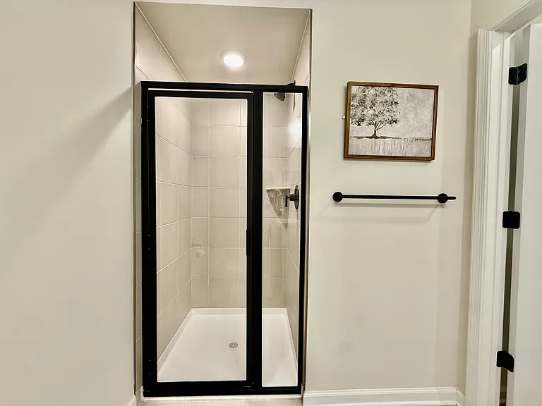 614 Sadie Cir — Photo 11