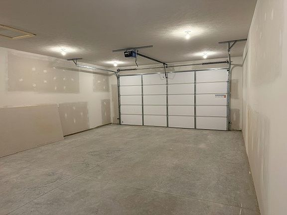 4th image of 1114 Putter St