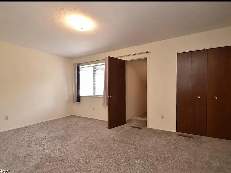 584 Wilkes Ln #242 — Photo 8
