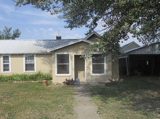 102 S Baker St, Hay Springs, NE 69347