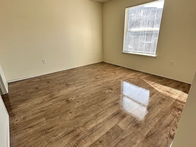 Northpark Apartments — Photo 10