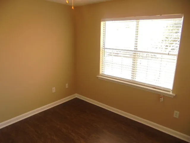 92 Mosswood Ct — Photo 11